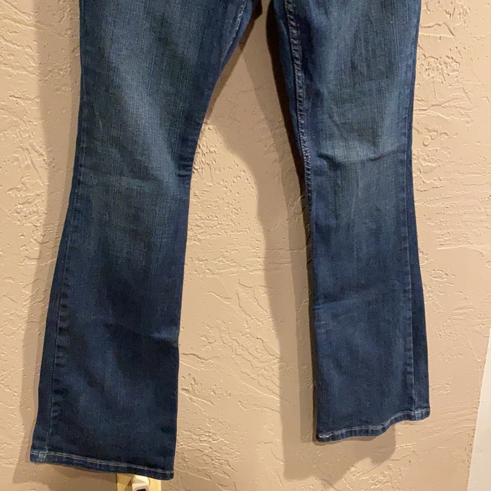 Levi’s women’s jeans - Picture 3 of 5